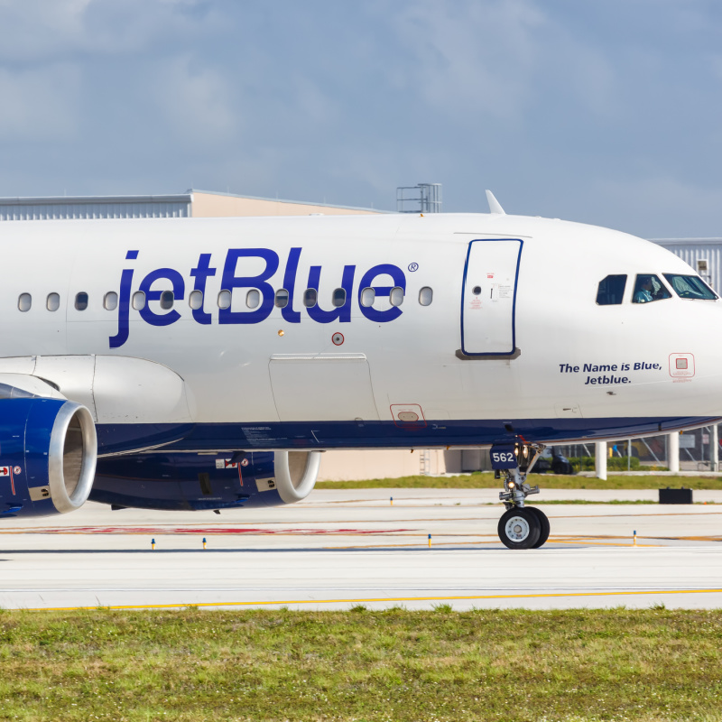 JetBlue airplane on taxiway
