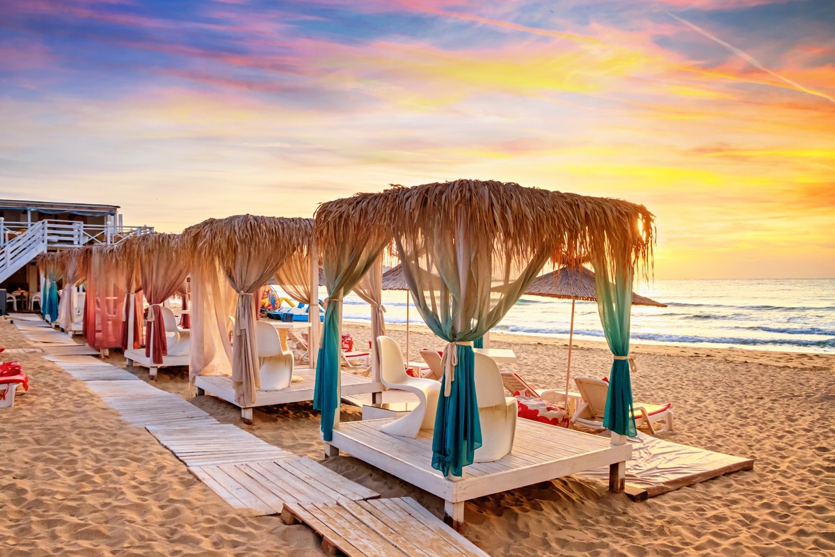 Top 5 Beach Clubs in Los Cabos for 2022 - The Cabo Sun