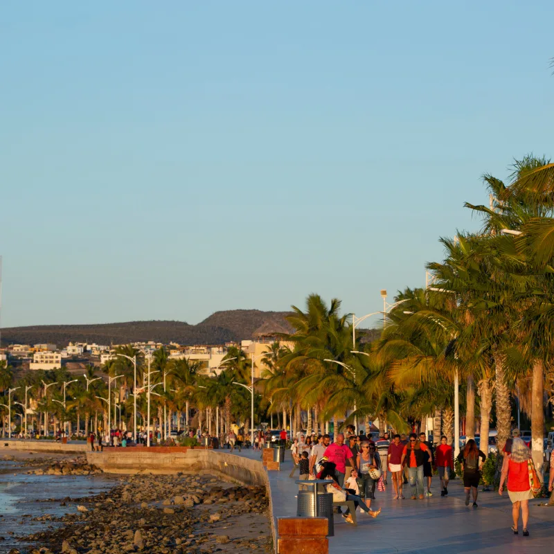 tourists in la paz