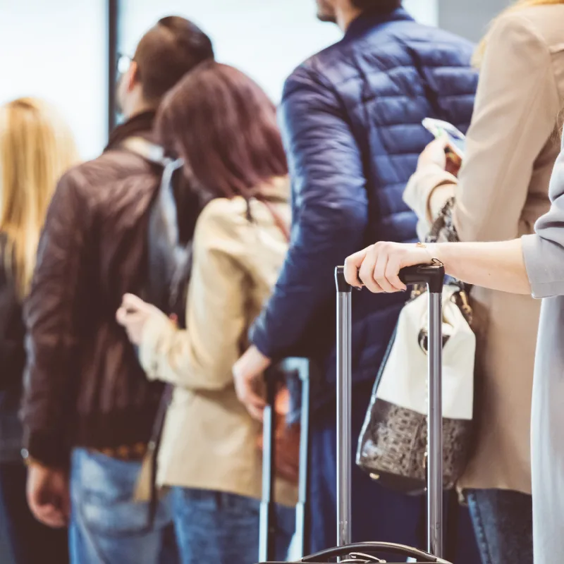 airline passengers in line