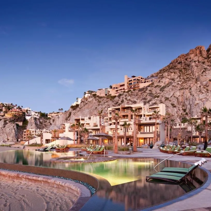 waldorf Astoria resort pool