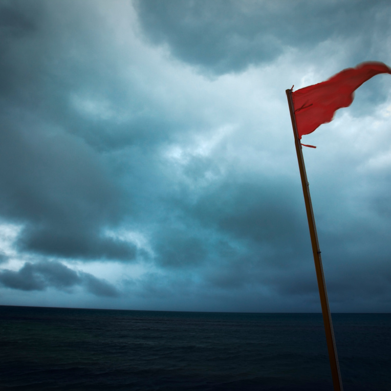 red flag for beach conditions