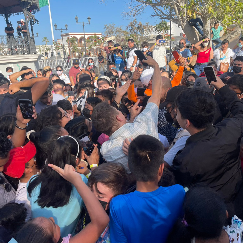 Jeremy Renner in Mexico