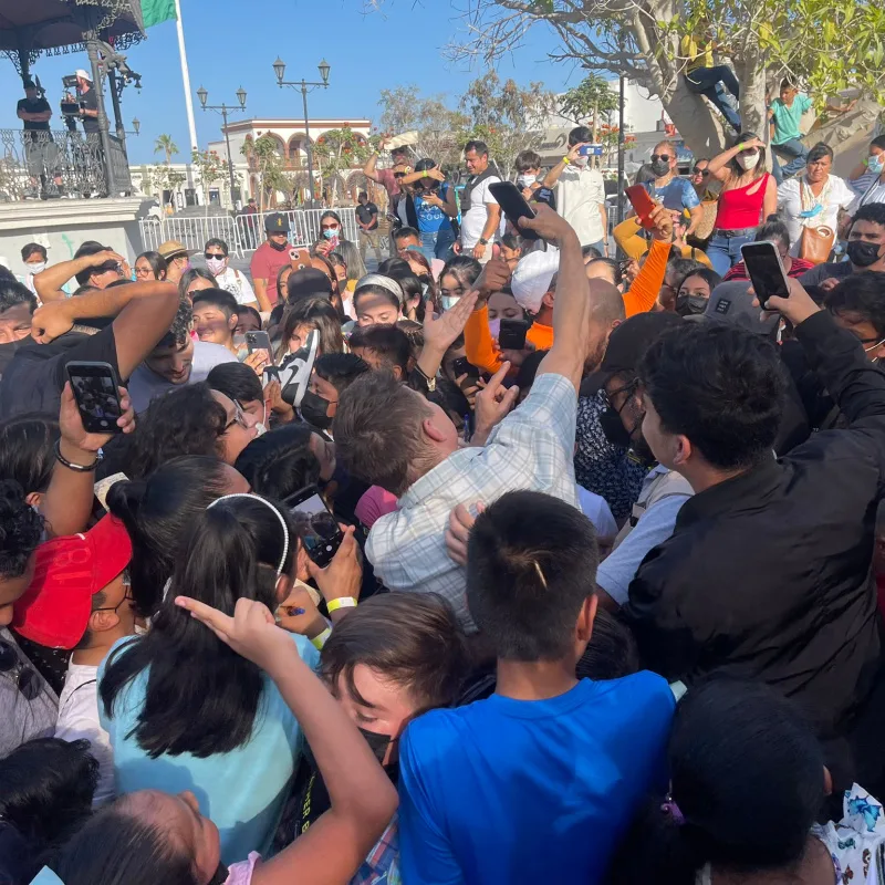 Jeremy Renner in Mexico