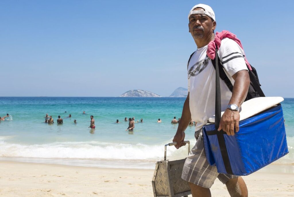 Beach Vendors Involved In Fight On Popular Los Cabos Beach Have Licenses Revoked