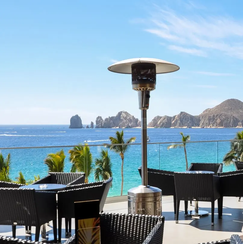 Beachfront Restaurant in Cabo