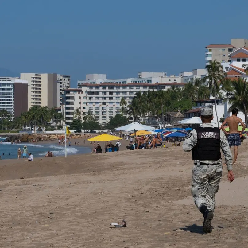 Guardia nacional on Mexico beach