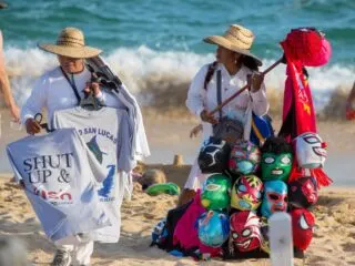 Top 5 Tips For Buying Souvenirs From Cabo Beach Vendors