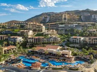 This Resort In Cabo Has One Of The Most Beautiful Views In The World