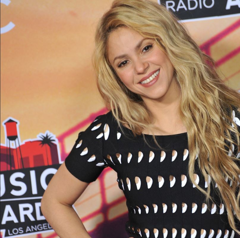 Singer Shakira Enjoyed Los Cabos beaches