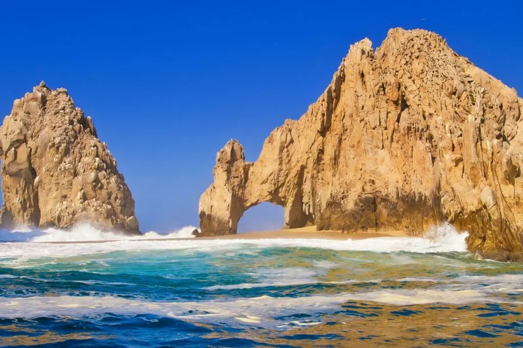 Cabo Authorities Warn Tourists Of Dangerous Beach Conditions Due To High Seas