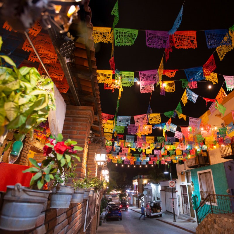 mexico street at night