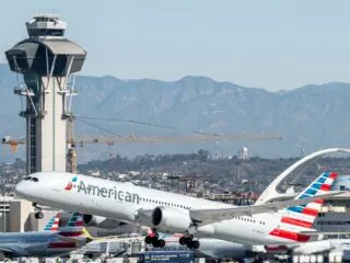 Man Assaults Flight Attendant On American Airlines Flight From Los Cabos