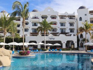 September Is Expected To Stay Busy In Cabo And Hotel Prices Remain High