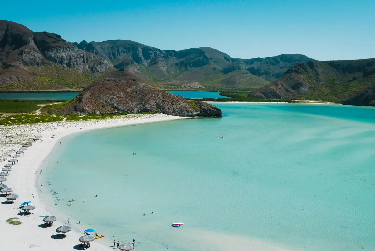 Balandra Beach Near La Paz Remains Closed Nearly 1 Month After Yacht Fire