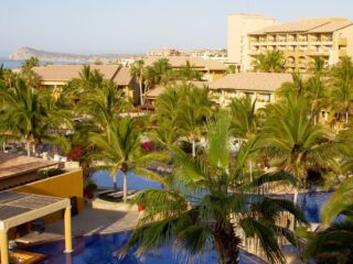 Los Cabos Hotel Rates Expected To Average Over $400 Per Night In October