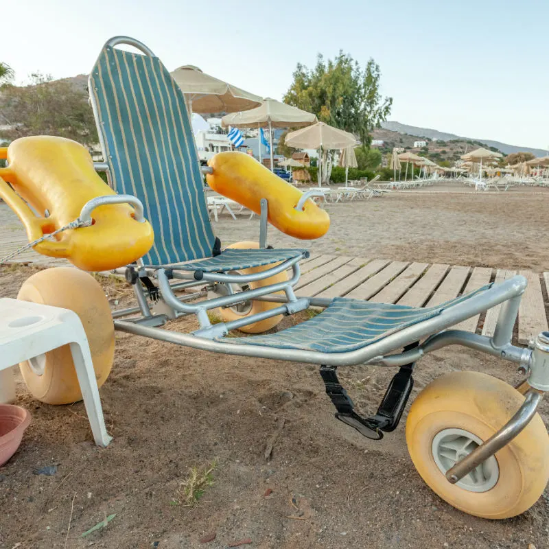 Accessible deck chair