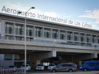 Los Cabos Airport Arrival & Departure Tips Travelers Need To Know