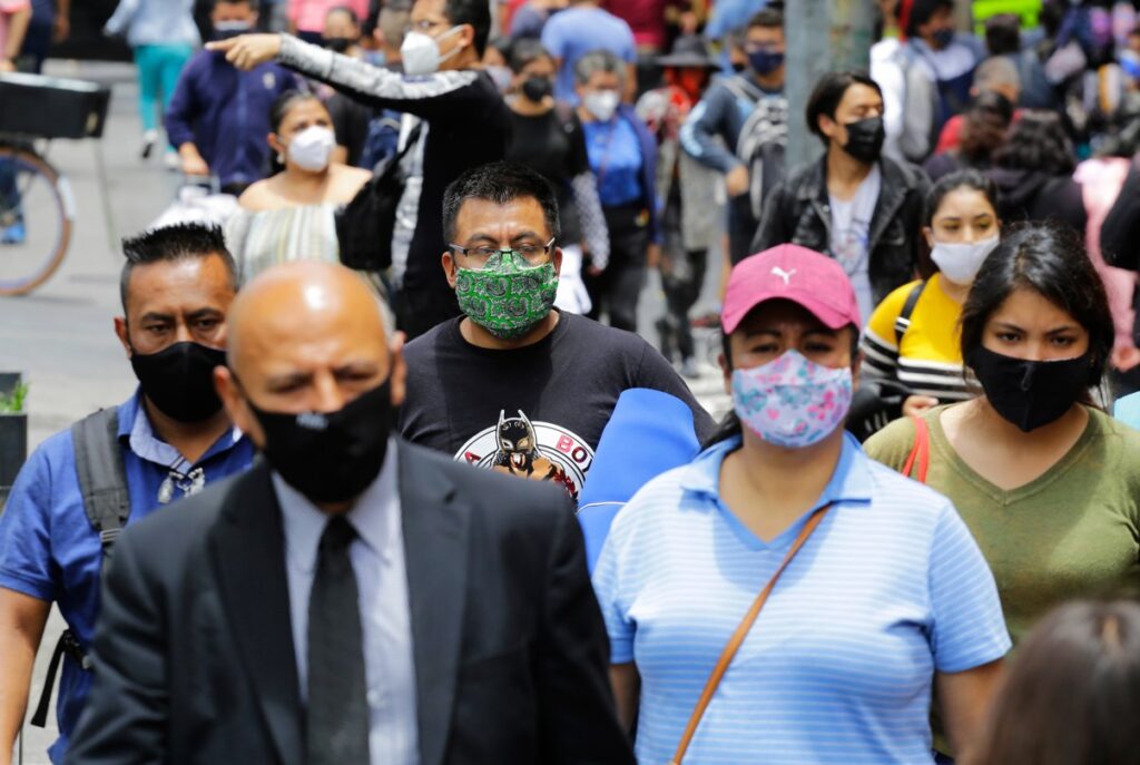 Los Cabos Brings Back Mask Mandate In Public Spaces
