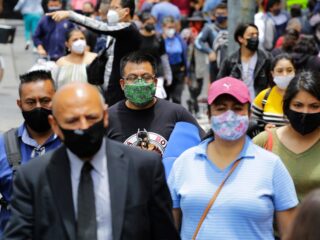 Los Cabos Brings Back Mask Mandate In Public Spaces