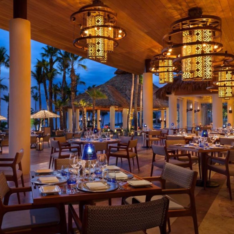 All-inclusive Resort Restaurant at One&OnlyPalmilla
