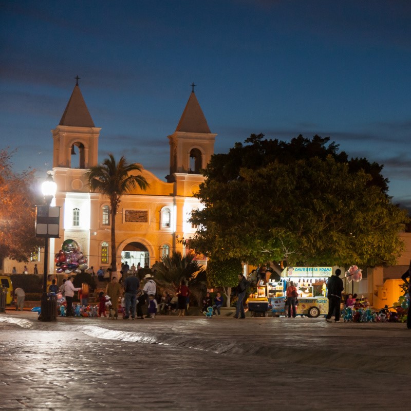 San Jose del Cabo City Center With tourists and Locals All Around.