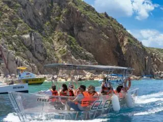 Los Cabos Boat Excursions Can Be Interrupted If Passengers Don't Have This Important Bracelet