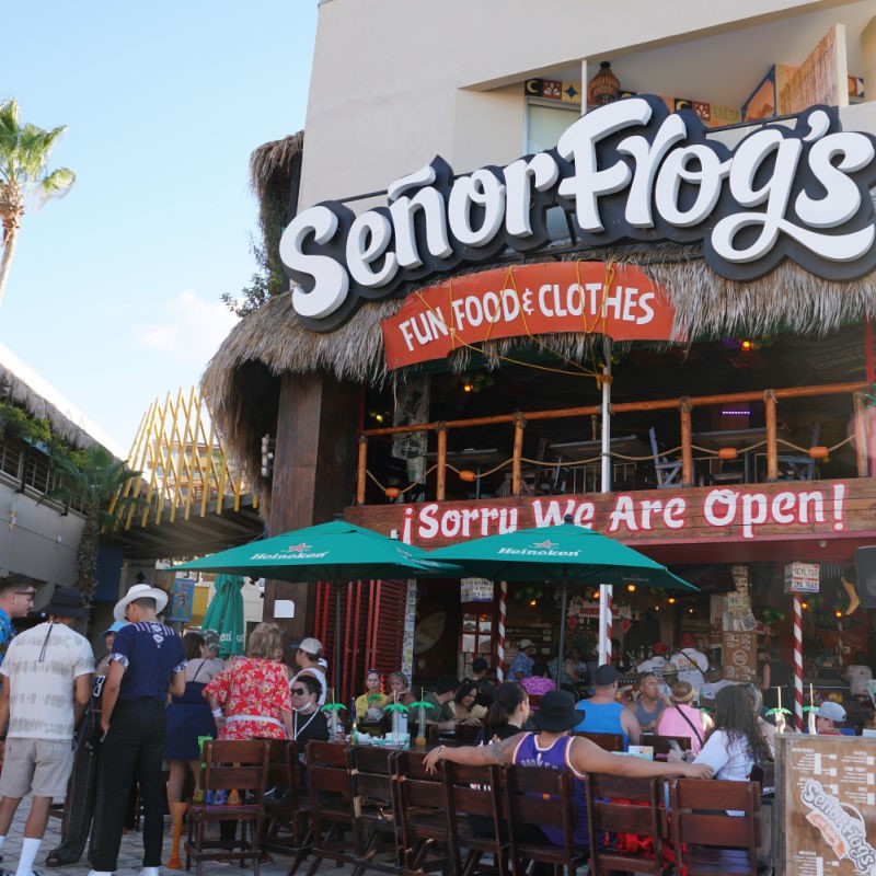 Senor Frogs in Los Cabos Filled With Tourists