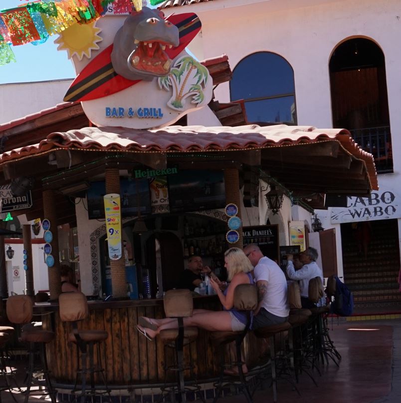 Tourists At A Bar In Los Cabos