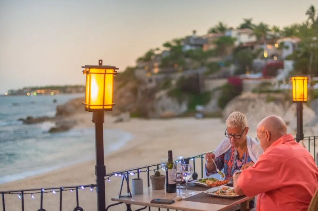 Los Cabos Officials Cracking Down On Dirty Restaurants Due To Customer Complaints