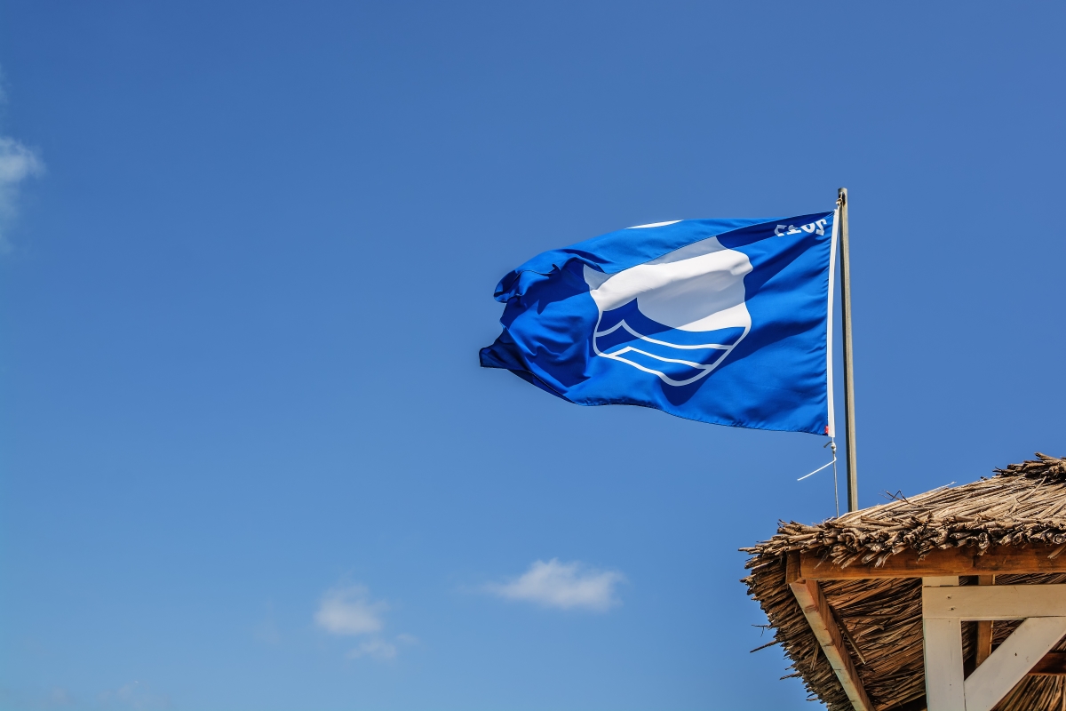 Blue Flag posted on Los Cabos beach