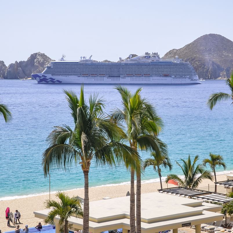 Los cabos beach with cruise ship