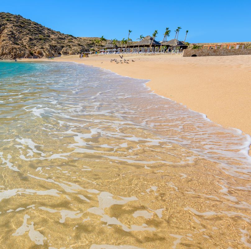 Calm waters in Playa Santa Maria Los Cabos