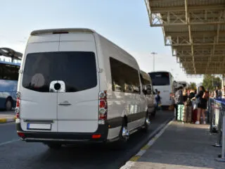Los Cabos Tourists Warned Against Using Unregistered Transport Operators