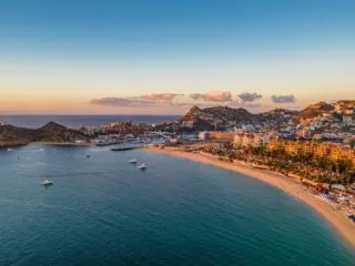 Tourists Remain Mostly Unaffected By Crimes In Los Cabos According To New Report
