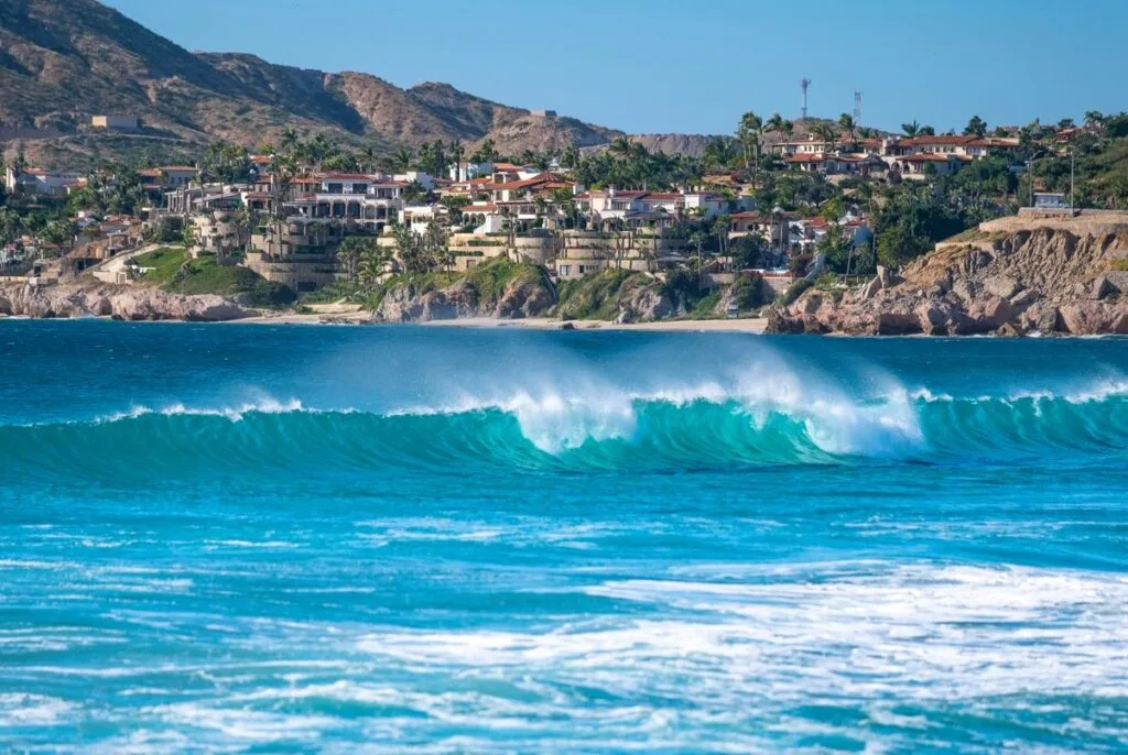 Los Cabos Tourists Warned Of Getting Too Close To Ocean As Intense Swells Create Danger