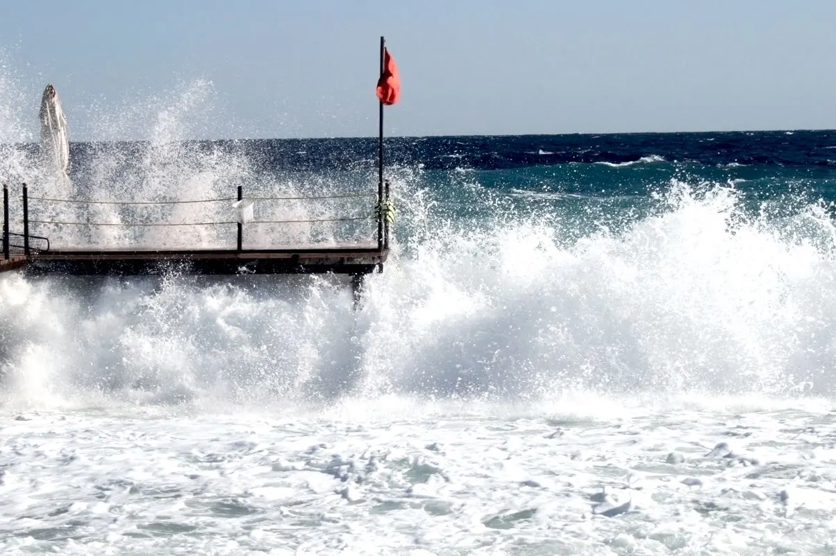 These 4 Popular Los Cabos Beaches Are Closed Until Further Notice