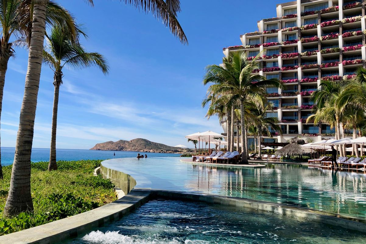 this-los-cabos-all-inclusive-is-the-best-luxury-hotel-in-mexico