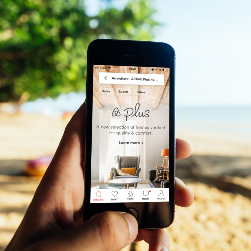 Airbnb plus on smartphone