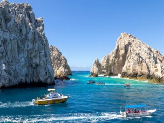 5 Reasons Los Cabos Is Perfect For This Growing Travel Trend