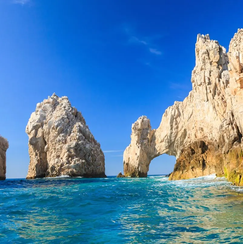 The arch at Los Cabos from the sea