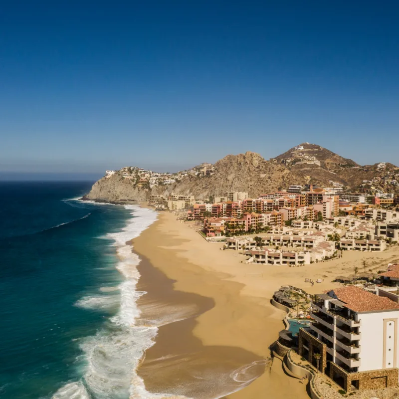 Los Cabos beach with houses