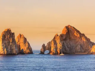 Los Cabos’ Most Popular Attractions And How To Best Explore Them