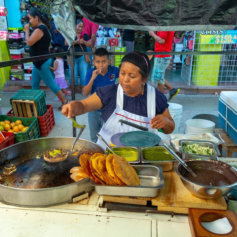 woman cooking in Mexico