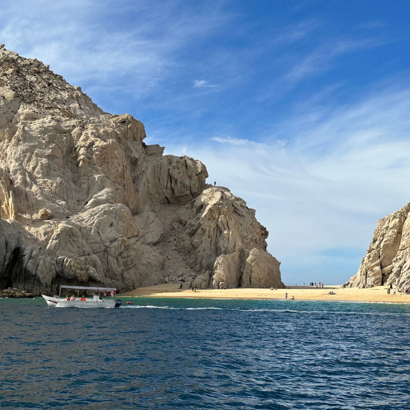 Beautiful beach in Los Cabos on a sunny day