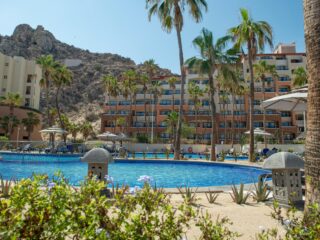 A resort and pool in Los Cabos