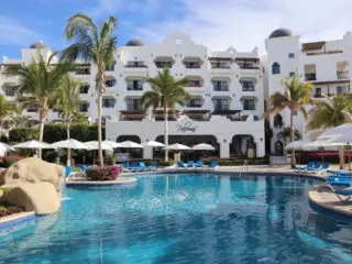 nice resort in Los Cabos