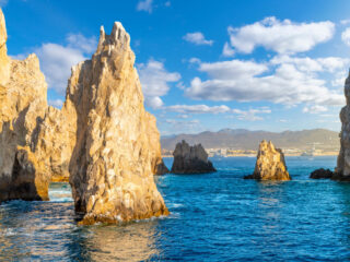 Los Cabos To Close Year With Record Breaking Tourist Arrivals