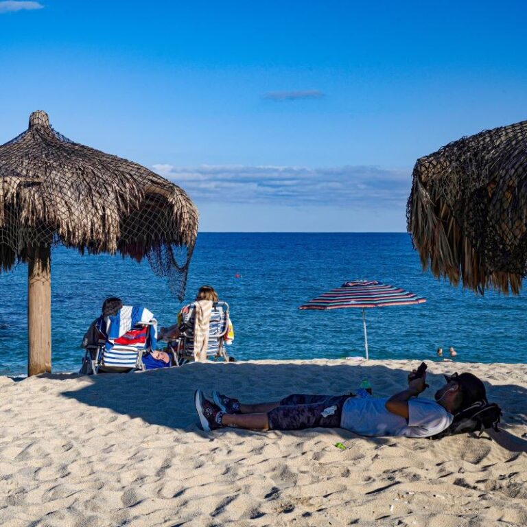 Why You Can Expect Los Cabos Beaches To Be Busier Than Usual This ...