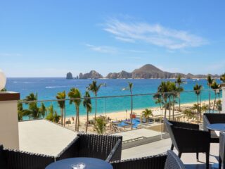 Why Los Cabos Is One Of The Most Welcoming Places For American Tourists On Earth